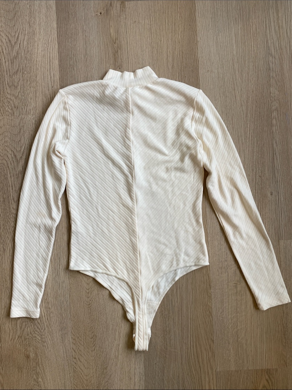 Knix Ribbed Mock Neck Long Sleeve Bodysuit Ivory Cream M - Picture 8 of 11